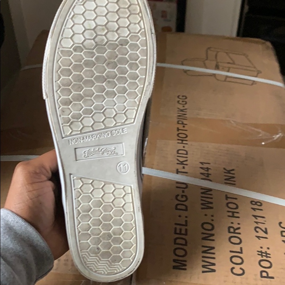 Shoes - Picture 3 of 3